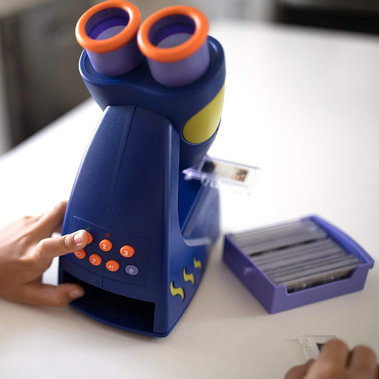 Learning Resources GeoSafari Jr. Talking Microscope Featuring Bindi Irwin: Microscope for Kids STEM & Science Toy - Image 3