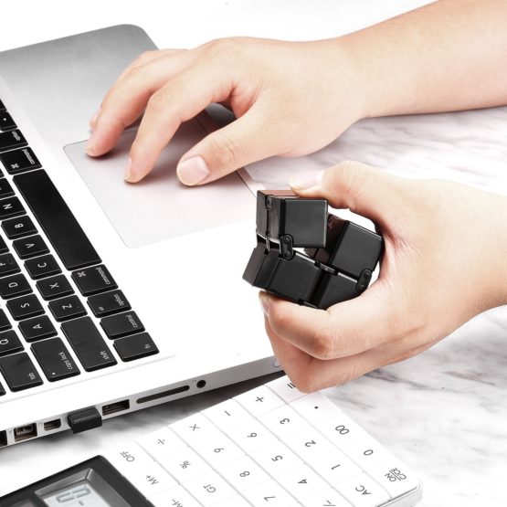 Funxim Infinity Cube Fidget Cube Toy suitable for Adults & Kids, New Version Fidget Finger Toy Stress and Anxiety relief, Killing Time Fidget Toys Infinite Cube suitable for Office Staff (Black) - Image 4