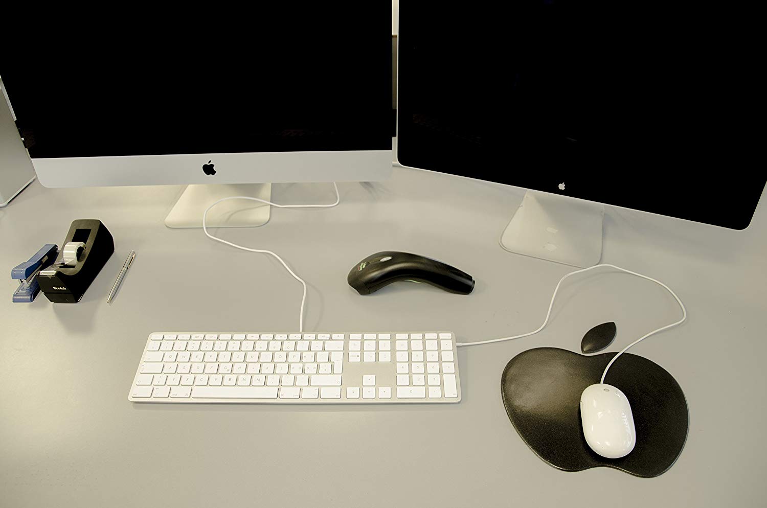 LMP - French Keyboard With Numeric Keypad, Aluminium Top Cover and 2 USB Ports - For MAC, silver, 43x11,5x2,8 - Image 2