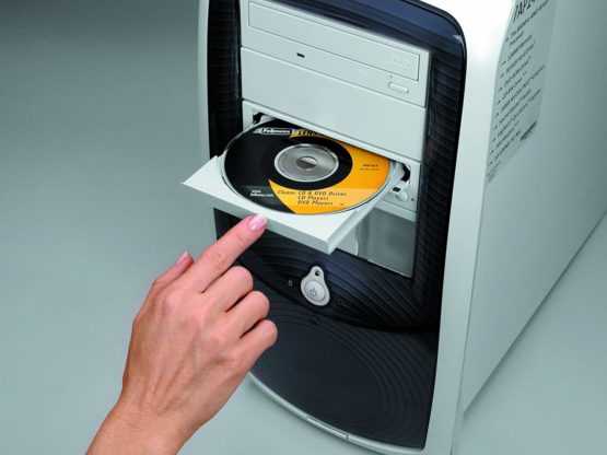 Fellowes CD DVD Lens Cleaner - Image 3