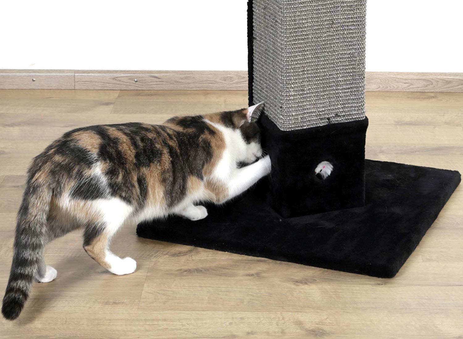 Kerbl Pet Scratching post 4-corner w. 3 side sisal mat, black - Image 4