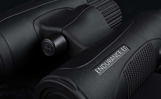Hawke Endurance ED 10x42 Binocular - Green - Image 4