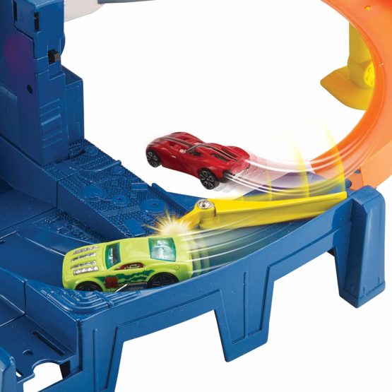 Hot Wheels Mattel FDF28 Factory Raceway Ultimate Playset - Image 4