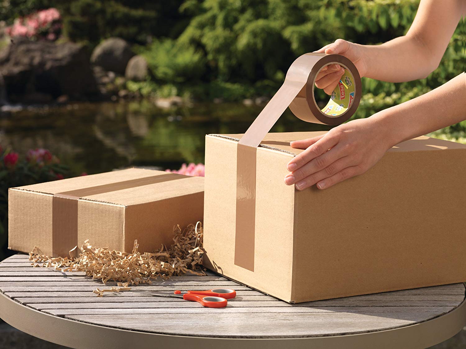 tesapack Eco & Strong, Environmentally Friendly Packing Tape Made of 100% Recycled Plastic, UV-Resistant and Age-Resistant - Image 2
