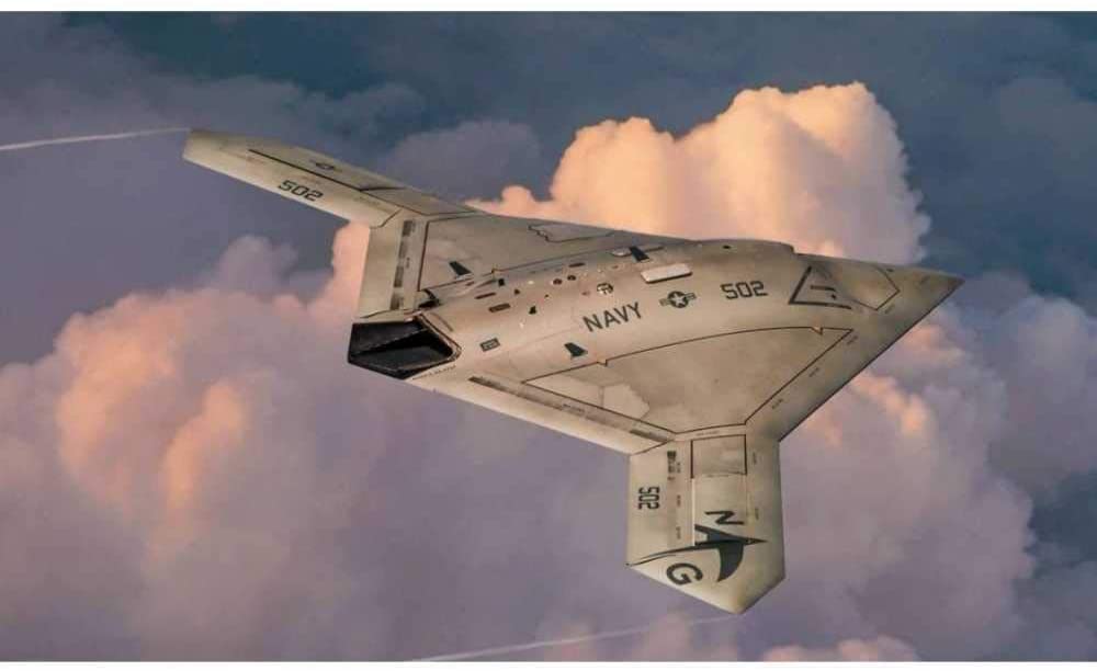 Italeri 1421S - 1:72 X-47B, Building, Stand Model Making, Crafts, Hobby, Gluing, Plastic kit, Unvarnished