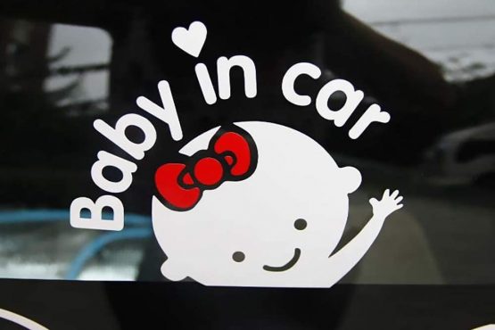 FineFun Baby in Car|Baby on Board Stickers Car Warning Sign (Baby in Car(Girl))