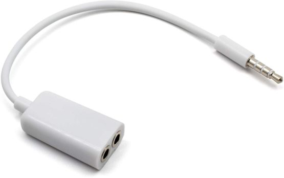 AKORD 3.5 mm Dual Jack Stereo Headphone Adapter for Apple iPhone - White