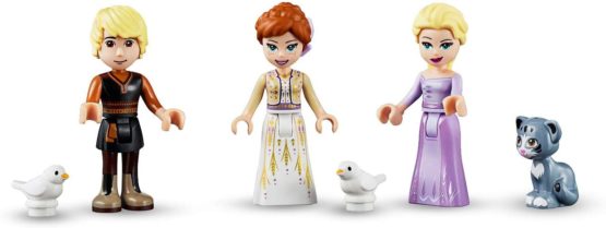 LEGO 41167 Disney Frozen II Arendelle Castle Village with Princess' Anna and Elsa plus Kristoff Mini dolls, Princess' Castle, Market and Rowing Boat, Cat and 2 Birds, Toy Set for Girls and Boys 5+ - Image 4