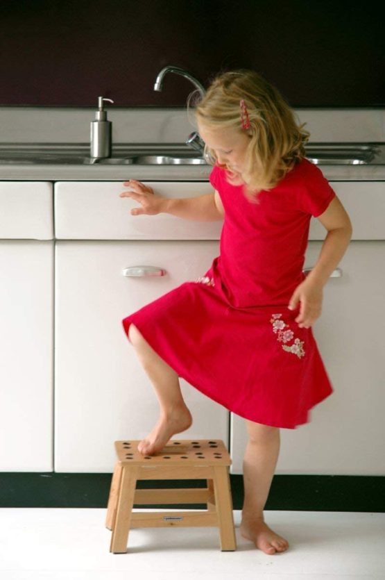 Puhlmann James Foldable Wooden Stool - Image 2