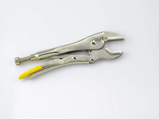 Stanley 084814 Locking Pliers 8-inch V Jaw - Image 3