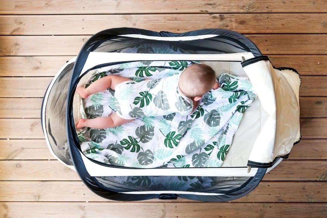 DERYAN Travel Cot BabyBox, Pop-up System, Set up in only 2 Seconds, Comfortable and Functional - Image 4