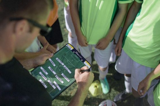 Sklz Soccer Magna Football Coaching Aid - White - Image 3