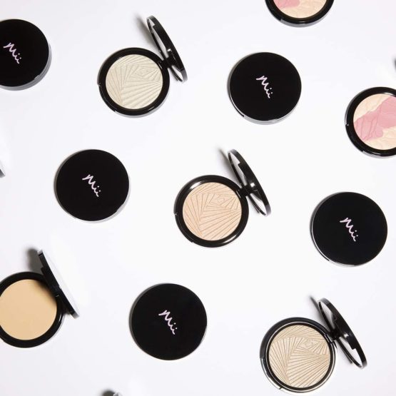 Mii Cosmetics Light Loving Illuminator - Radiant Highlighter - Leading Lady - Image 2