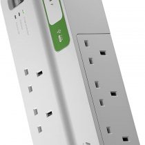 APC Surge Arrest Essential - PM6U-UK - 6 outlets - 2 USB charging ports - Equipment Protection Policy 50.000 €