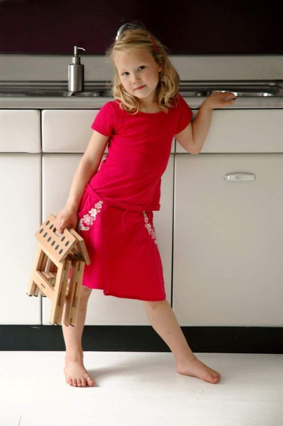 Puhlmann James Foldable Wooden Stool - Image 3