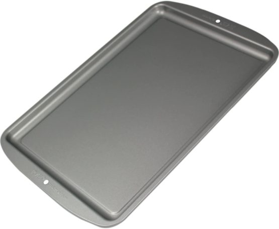 PME Carbon Steel Non-Stick Medium Cookie Sheet 15 x 10-Inch, Grey - Image 2