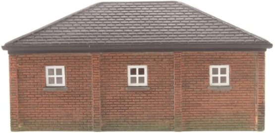 Hornby R9812 Triple Garage - Image 3