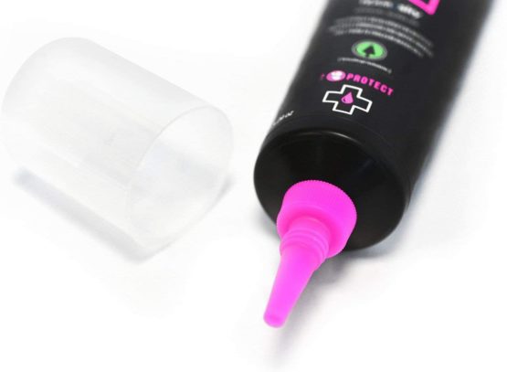 Muc-Off Bio Grease, 150 Grams - Water-Resistant, Biodegradable Bicycle Grease For Bike Assembly - Reduces Friction Of Moving Parts - Image 3