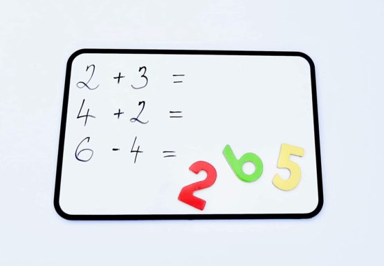 Scribble S8-1 Double Sided Hand Held Magnetic Whiteboard - Image 2
