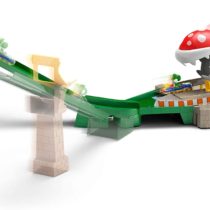 Hot Wheels GFY47 Mario Kart Piranha Plant Slide Playset with 1:64 Die-Cast Yoshi and B-Dasher Vehicle