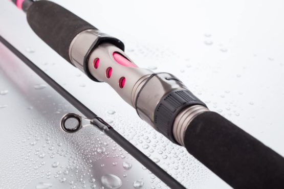 Set: Jenzi Lady Spin Pink 25g 2,40 m Fishing Rod + Reel Cindy FX2500 + Free Bait and Petri Heil. [German Language - Image 2