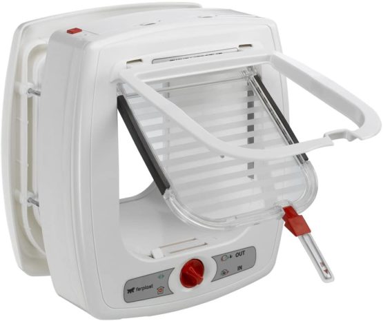 Ferplast Swing Cat Flap with Microchip, White, 22.5 x 16.2 x 25.2 cm - Image 2