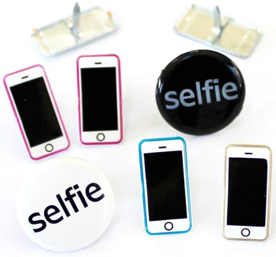 Eyelet Outlet Shape Brads 1-Selfie/Phone, Other, Multicoloured, 1.39x5.71x9.52 cm - Image 2