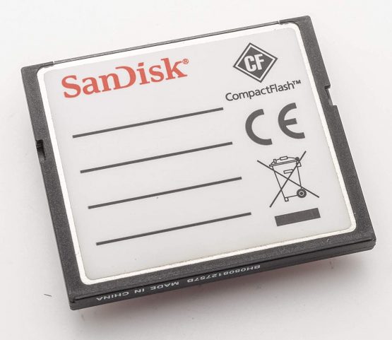 Sandisk SDCFH-004G-U46 4GB Class 4 CompactFlash Memory - Flash Memory (4GB, CompactFlash, Class 4, 30MB/s, 30MB/s) - Image 3