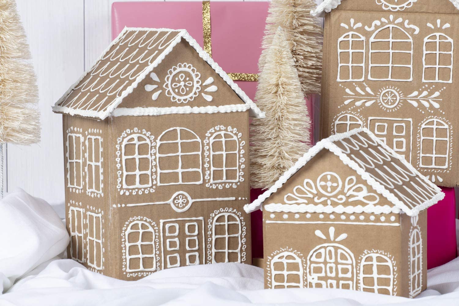 Aleene's 14641 4oz Speciality Glue - True Snow, Pink - Image 4