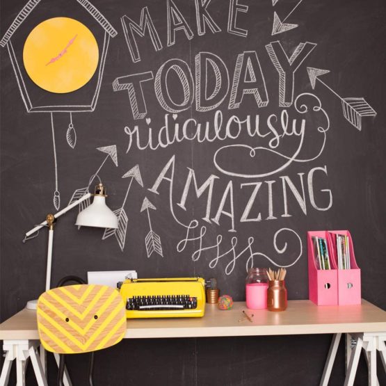 Rust-Oleum AE0100001E8 400ml Instant Chalkboard Black - Image 4