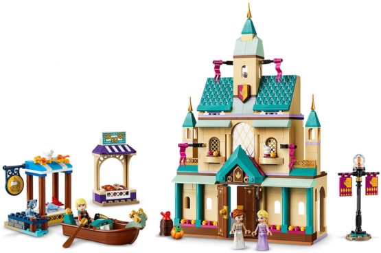 LEGO 41167 Disney Frozen II Arendelle Castle Village with Princess' Anna and Elsa plus Kristoff Mini dolls, Princess' Castle, Market and Rowing Boat, Cat and 2 Birds, Toy Set for Girls and Boys 5+ - Image 2