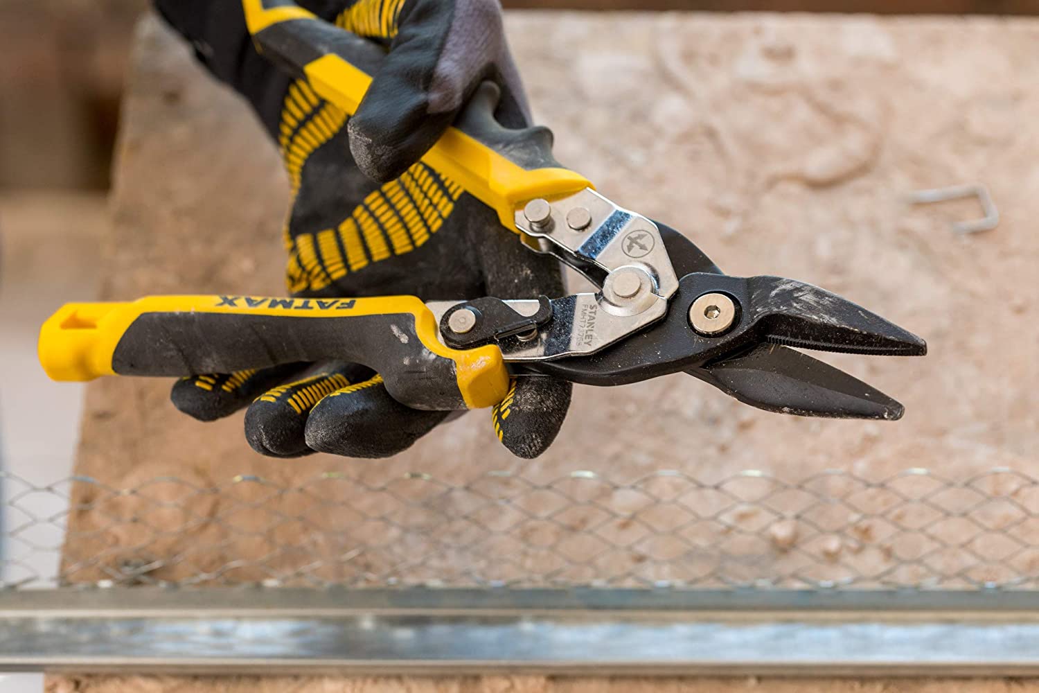 Stanley Yellow Ergo Aviation Snips Straight Cut 250mm (10in), Grey - Image 2