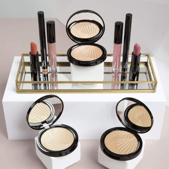 Mii Cosmetics Light Loving Illuminator - Radiant Highlighter - Leading Lady - Image 3