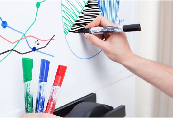 BIC Velleda Liquid Ink Dry Wipe Pocket Markers - Black (Pack of 12) - Image 4