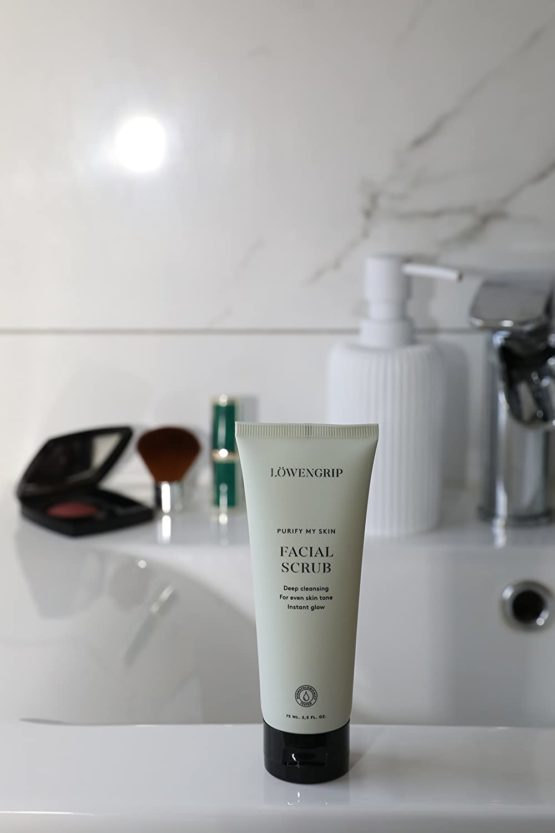 Löwengrip, Purify My Skin Exfoliating Facial Scrub - Allantoin & Glycerin. Gives Radiance & Brightness. Reduces Inflammation & Redness. All skin types + sensitive 75 ml - Image 2