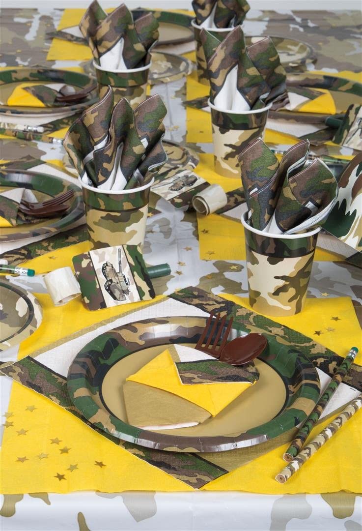 Unique Party 48533 - Military Camo Party Bags, Pack of 8, Green, 9” x 7.5” - Image 3