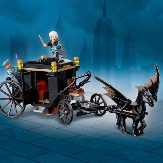 LEGO 75951 Harry Potter Grindelwald´s Escape (Discontinued by Manufacturer) - Image 2
