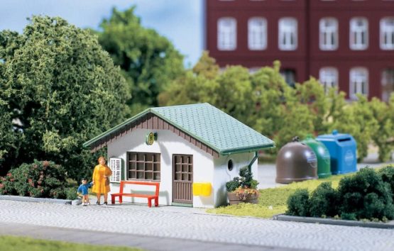 Auhagen 12262 Bus Shelters Modelling Kit