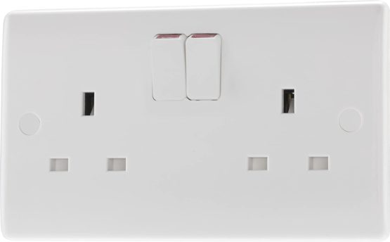 BG Electrical 822DP-01 Double Switched Power Socket, White Moulded, 13 Amp