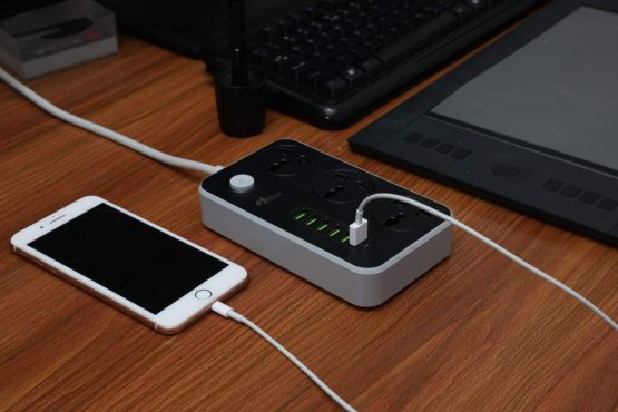 Hulker Extension Lead with USB Ports 3 Way Outlets 6 USB Ports Surge Protection Power Strip UK Power Socket with Bold Extension Cord with Fuse and Shutter Power Strips Universal Socket - Image 4