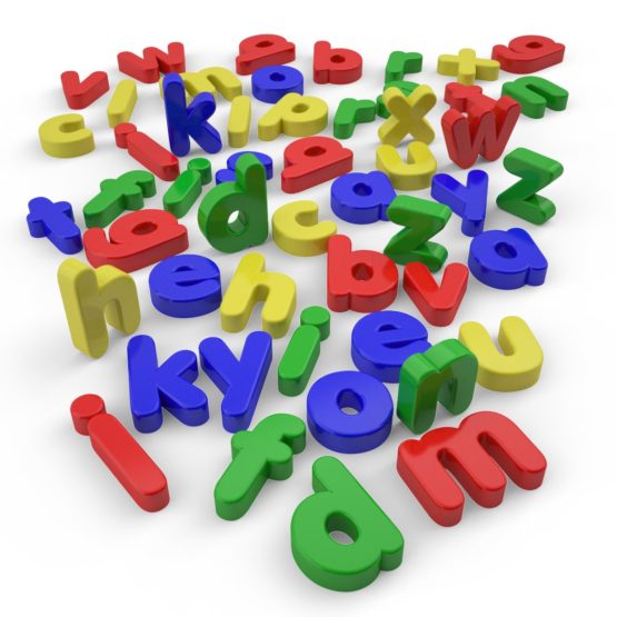 Show Me Tub of 286 Magnetic Lowercase Letters - Image 3