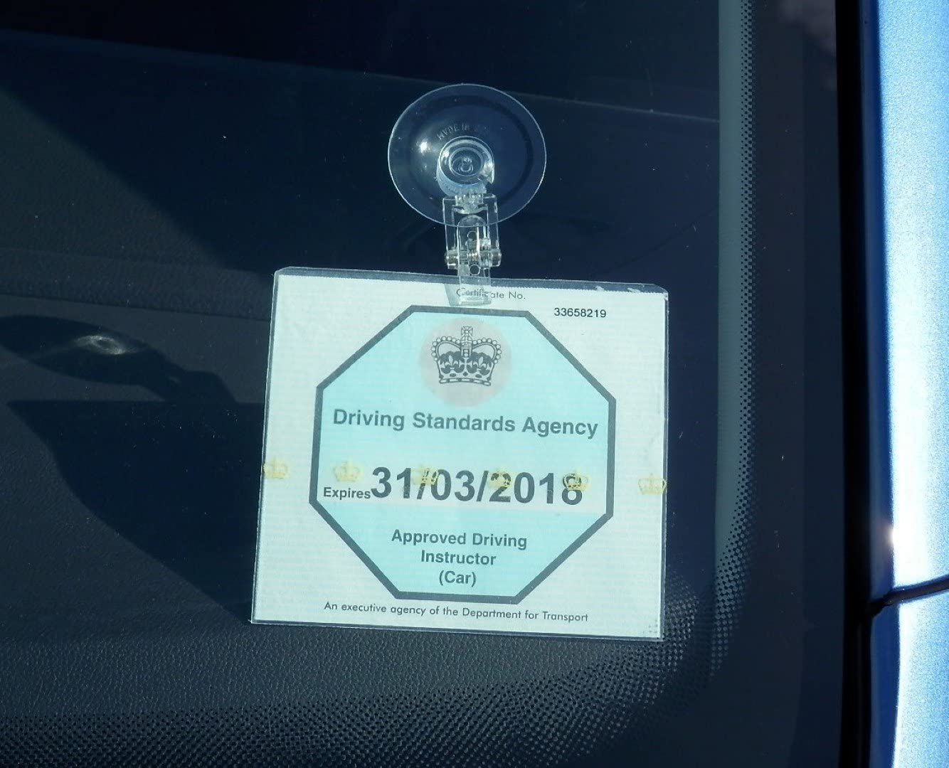 BITS4REASONS UNIVERSAL TICKET LICENSE PERMIT ADI BADGE BUSINESS CARD REUSABLE CLIP TRANSFERABLE NO GLUE AND NO RESIDUE FITS ALL INCLUDING NHS PARKING PERMIT-NO WALLET INCLUDED