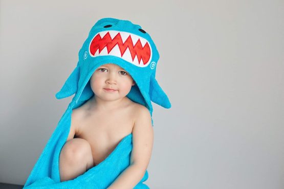 Zoocchini 100 Percent Cotton Kids Hooded Towel, Sherman the Shark - Image 3