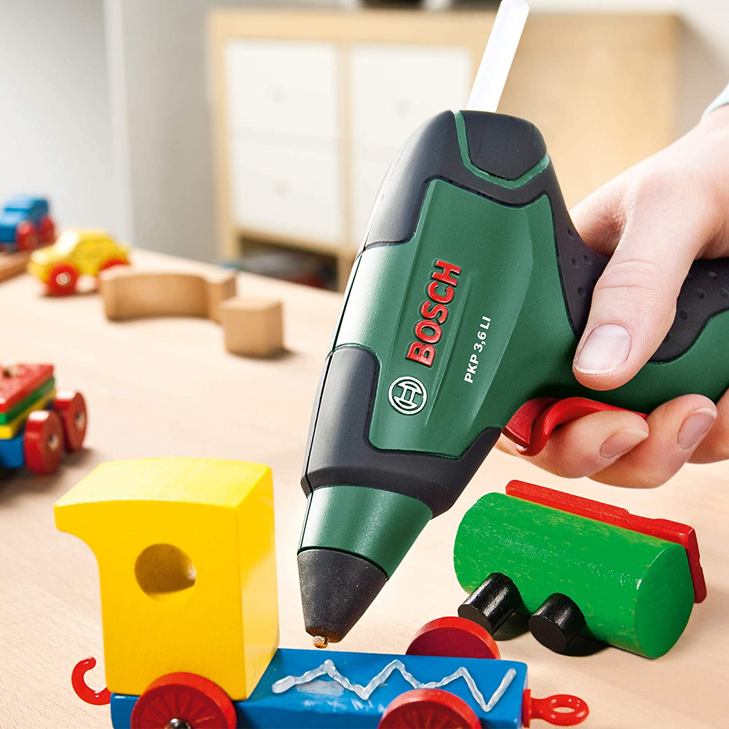 Bosch 11mm Glue Sticks Transparent (diameter 11 x 200 mm, 500g, Robust Bonding, Accessories for Glue Guns) - Image 3