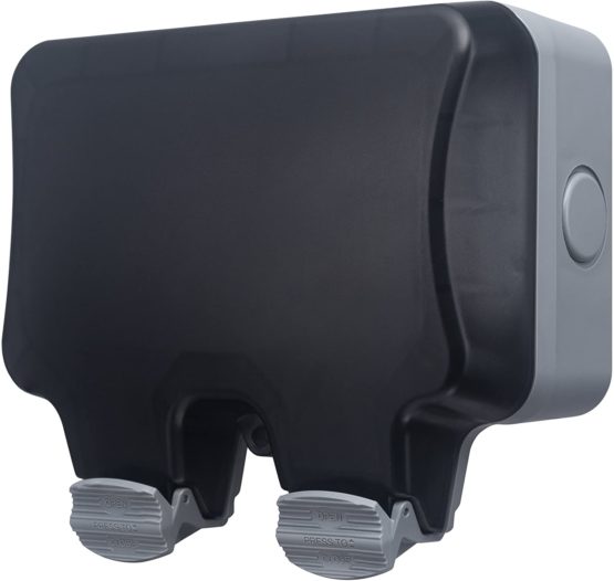 BG Electrical WP22RCD-01 Double Weatherproof Outdoor Switched Power Socket with Latching RCD, IP66 Rated, 13 Amp - Image 4