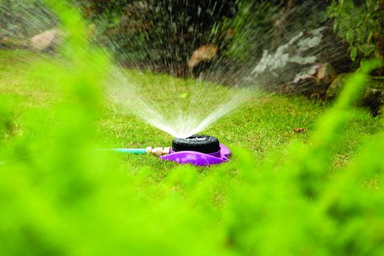 Spear & Jackson Kew Gardens Collection Multi Function Turret Sprinkler-Blue - Image 3