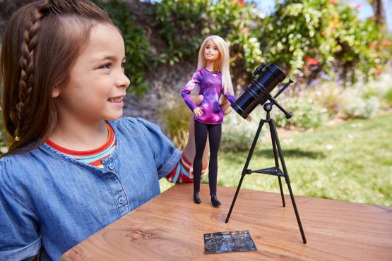 Barbie GDM47 Astrophysicist Doll, Multicolour - Image 3