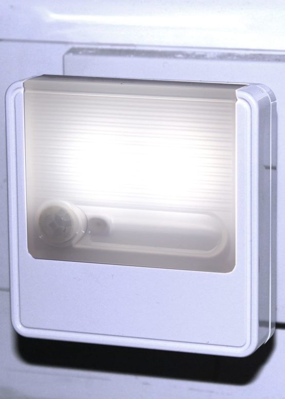 ANSMANN Motion Detector & Twilight Sensor Night Light Plug, Pack 2 - Image 2