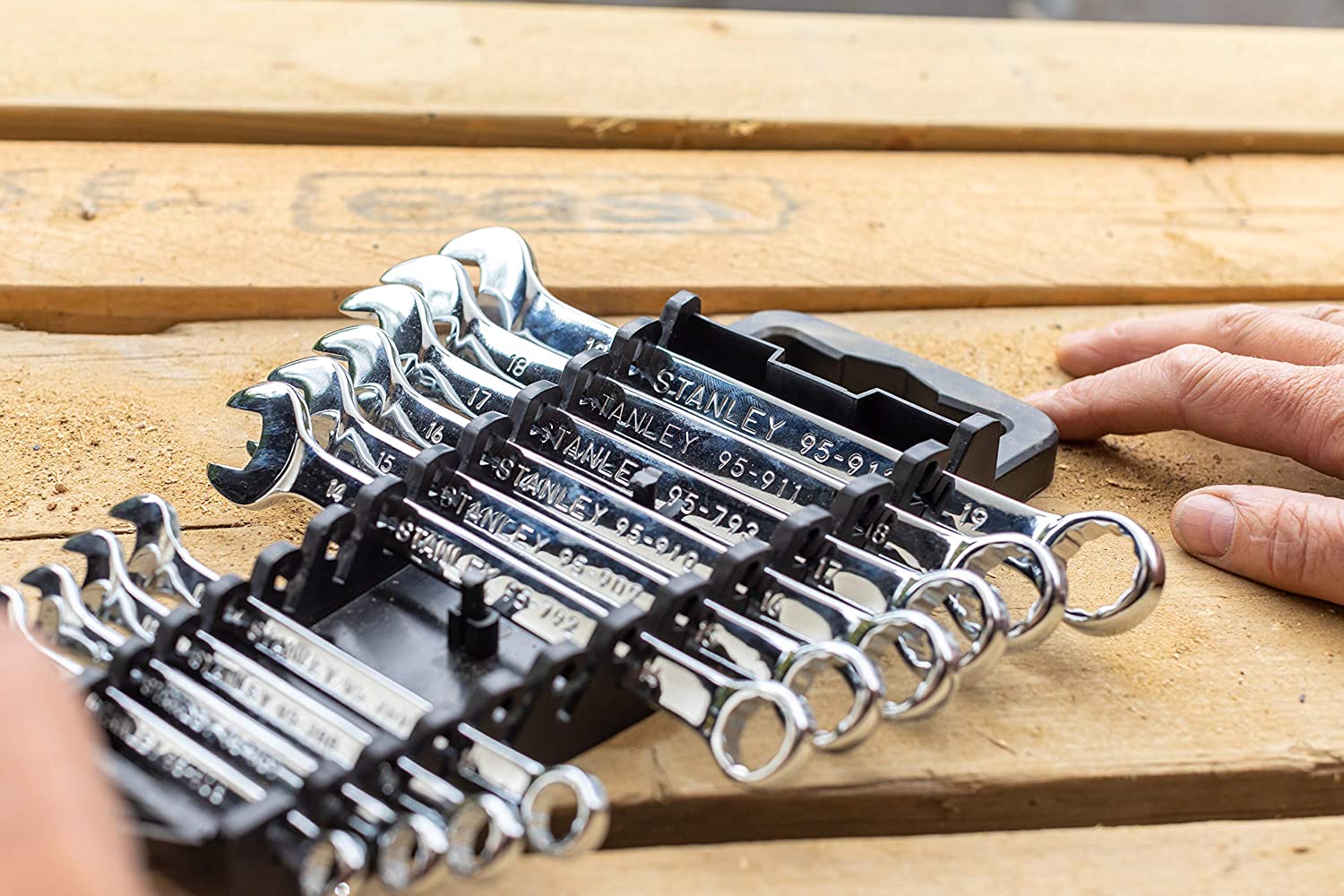 STANLEY Combination Wrench Set, 12 Piece. Forged in Corrosion Resistant Chrome Vanadium Steel with a high Chrome Finish - Image 3