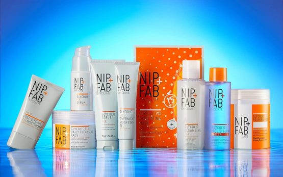 Nip+Fab Glycolic Fix Foaming Facial Cleanser for Her, 145ml - Image 3